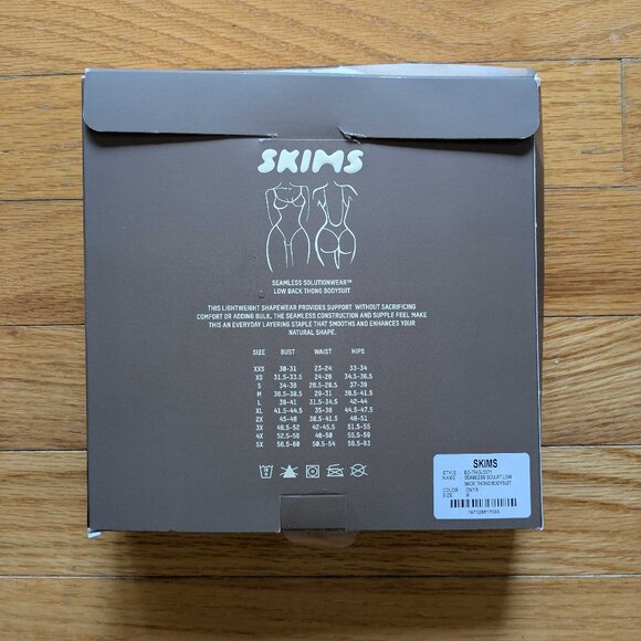 Skims Seamless Sculpt Low Back Thong Bodysuit - Picture 6 of 6